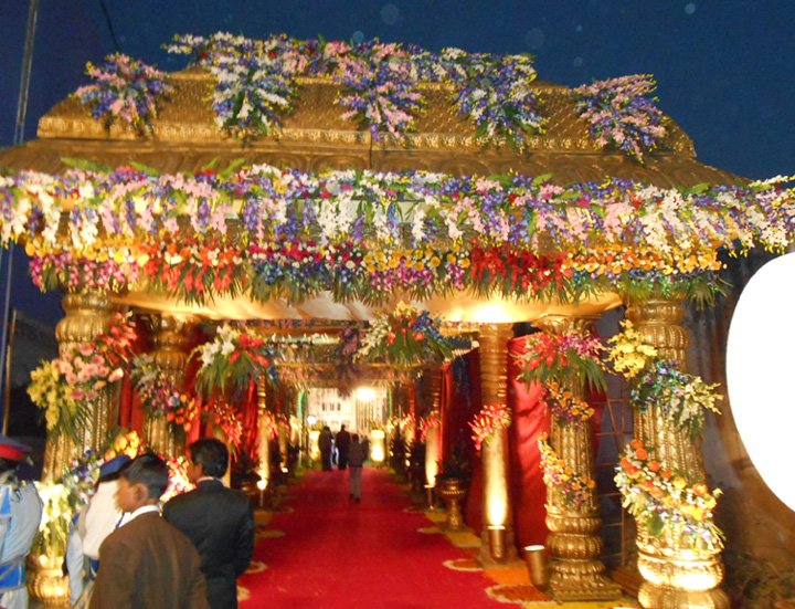 Host For Royal Weddings