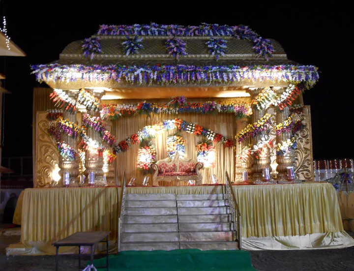 Host For Royal Weddings